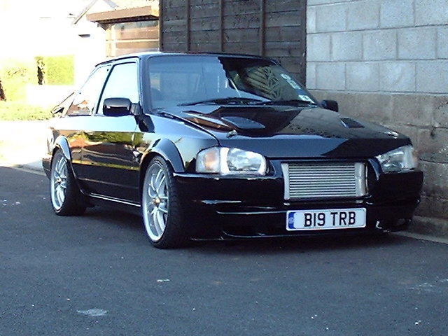 Pics wanted: Escort mk4 90spec front splitters - PassionFord